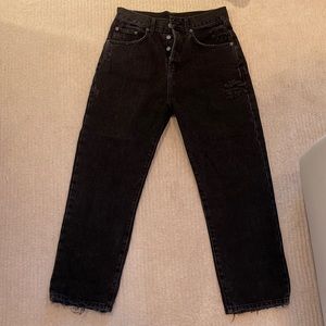 Selling carmar black jeans only worn once!!